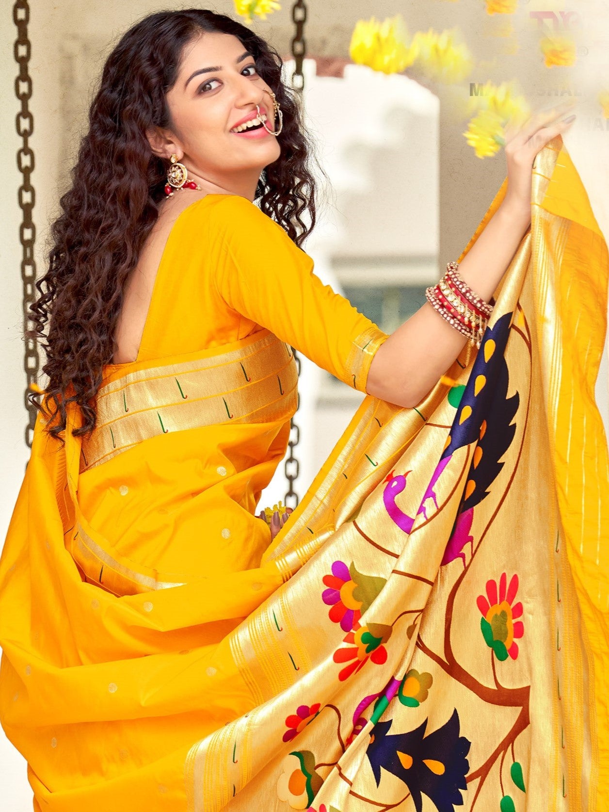 paithani look