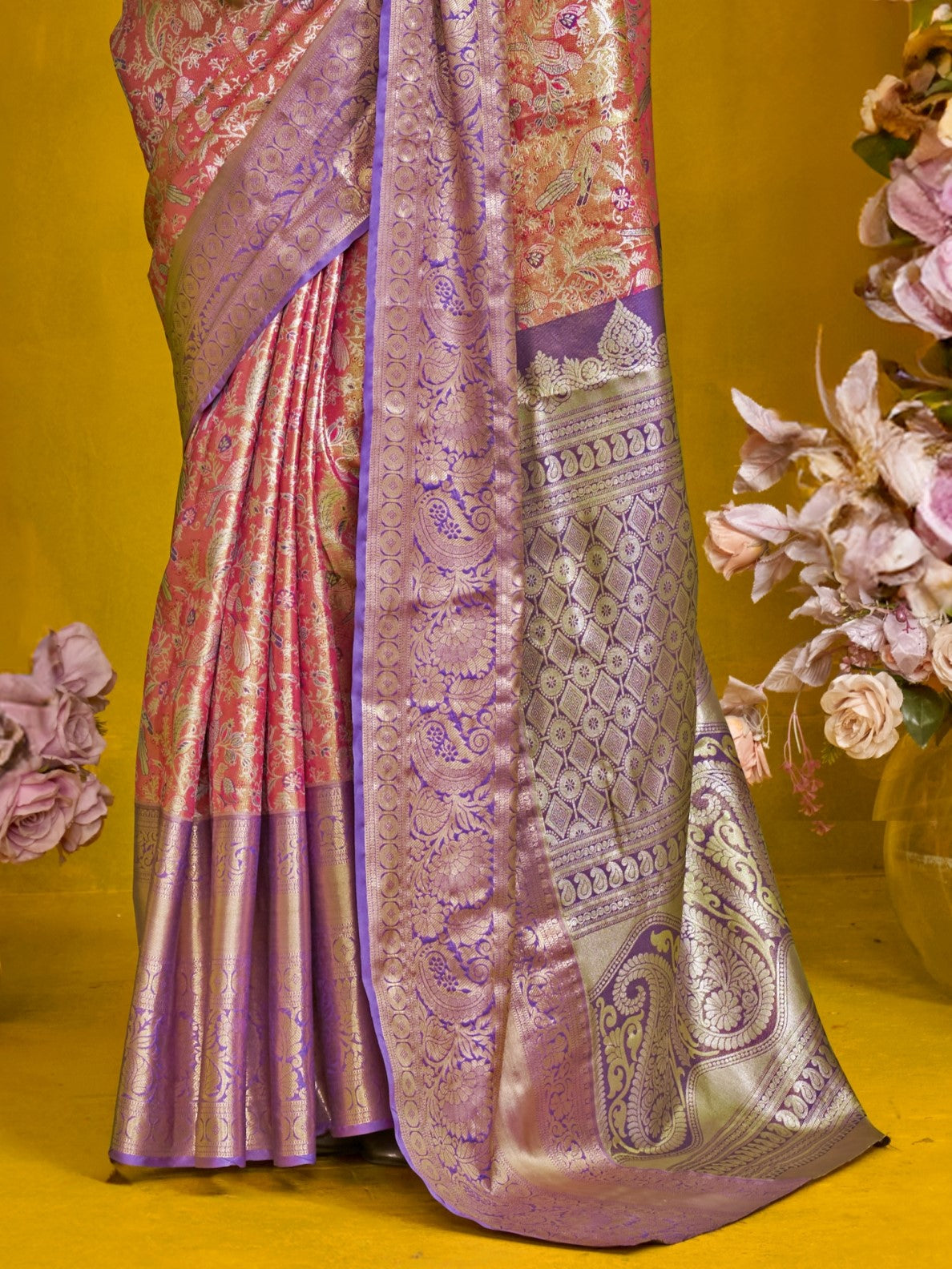 Shiny Pink Duel Tone Woven Kanjivaram Silk Saree