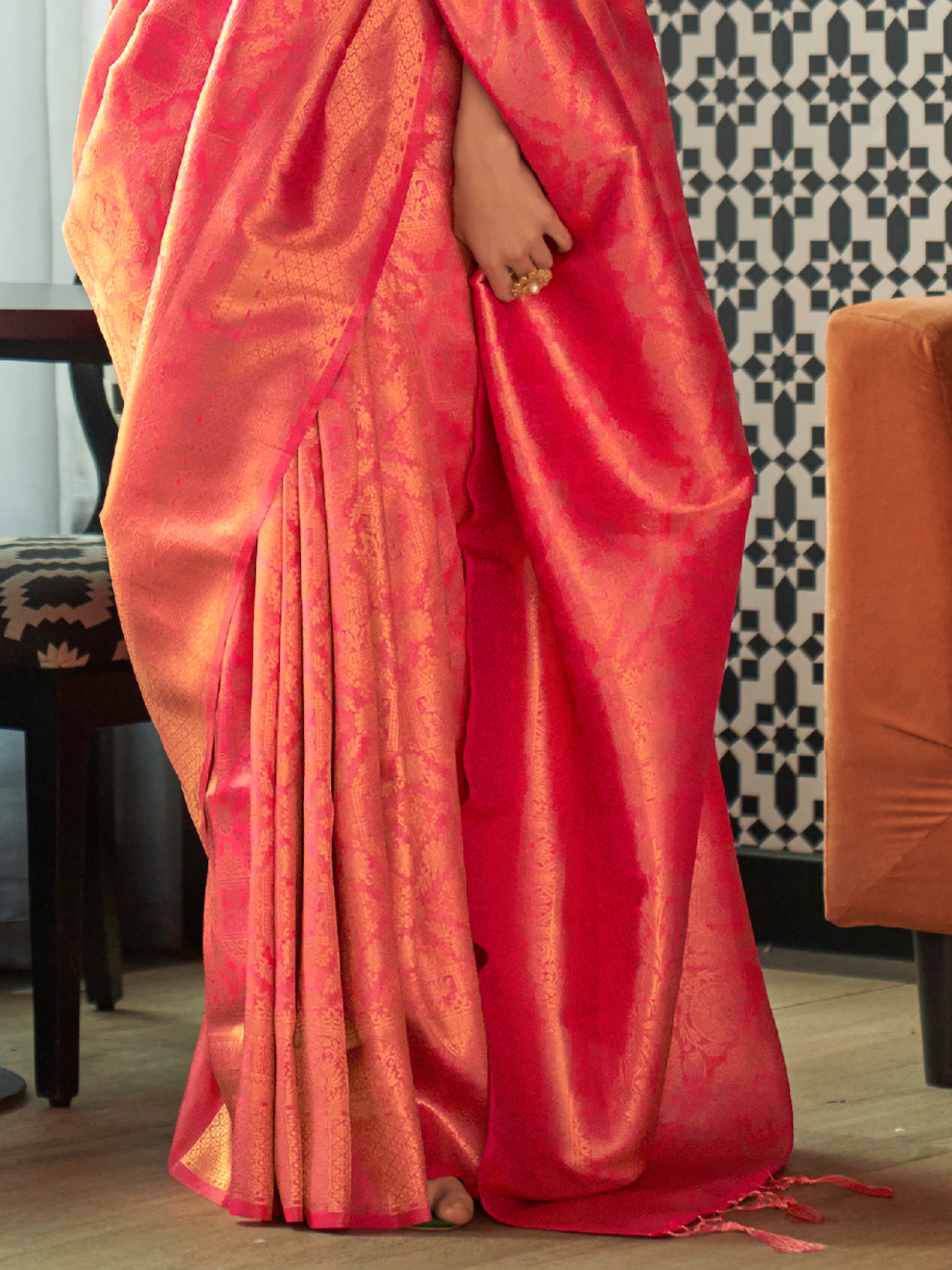 Golden Pink Woven Kanjivaram Silk Saree
