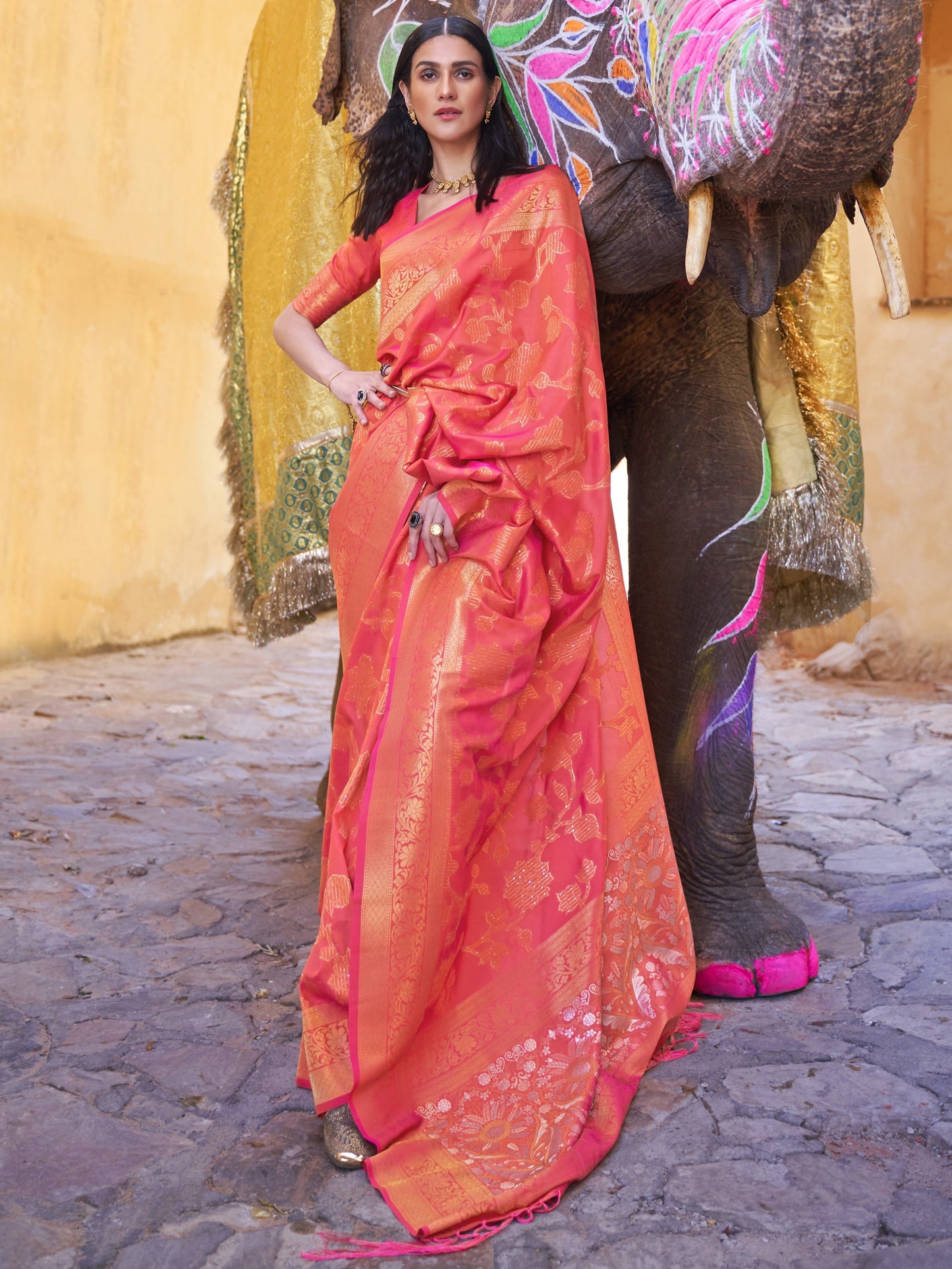 Duel Tone Pink Woven Banarasi Saree