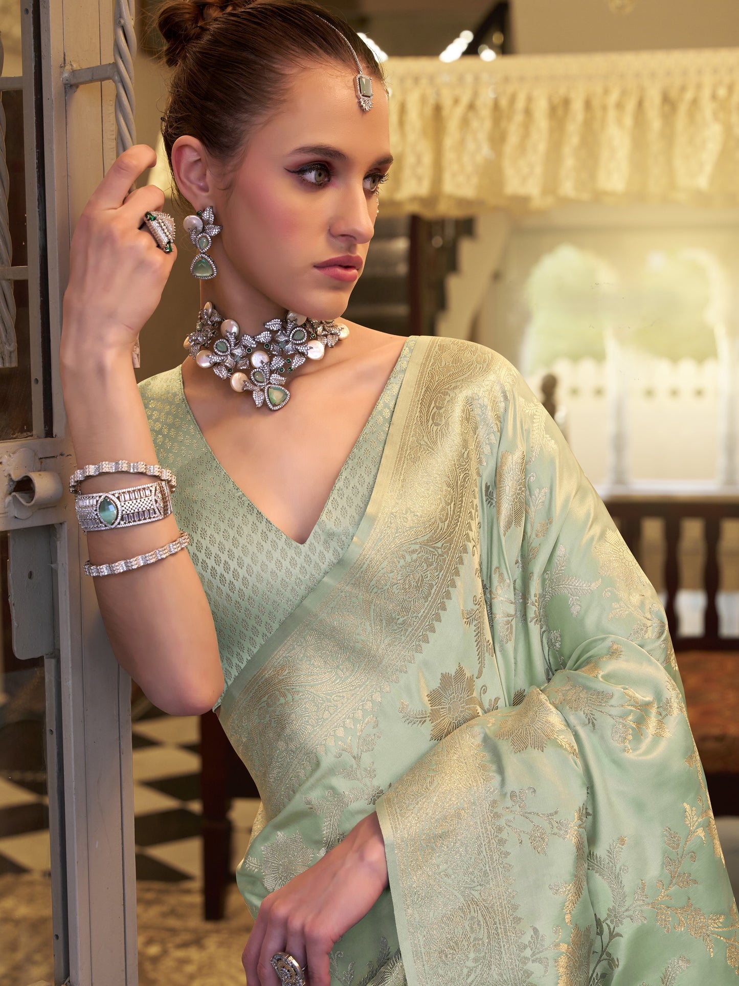 Unique Green Woven Banarasi Satin Silk Saree