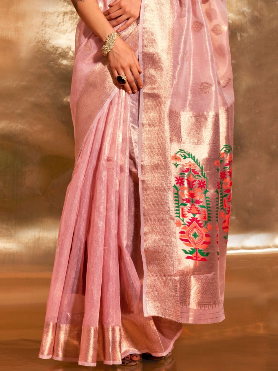 saree for gifting