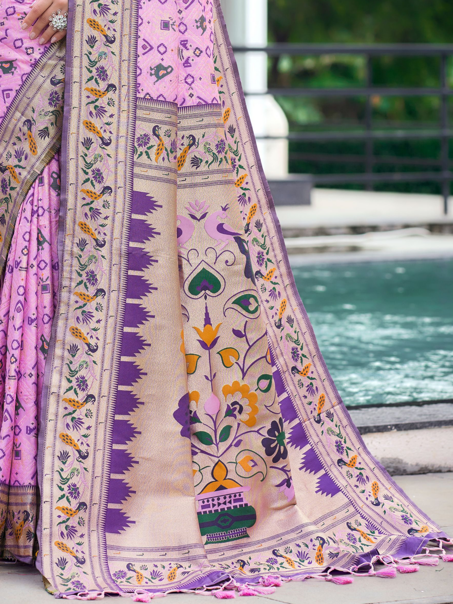 Light Pink Woven Patola Paithani Silk