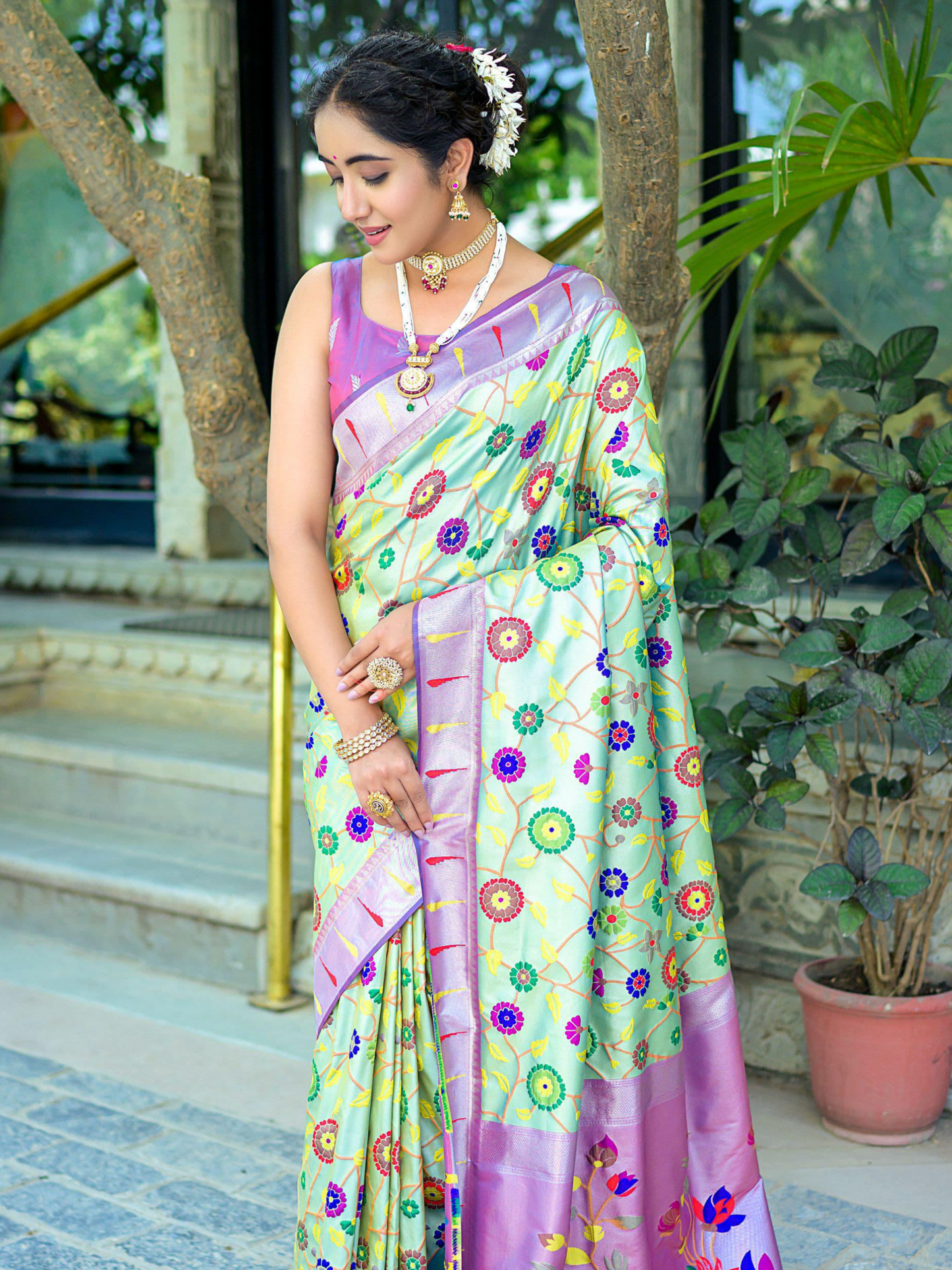 Pistachio Green Woven Jacquard Paithani Silk Saree