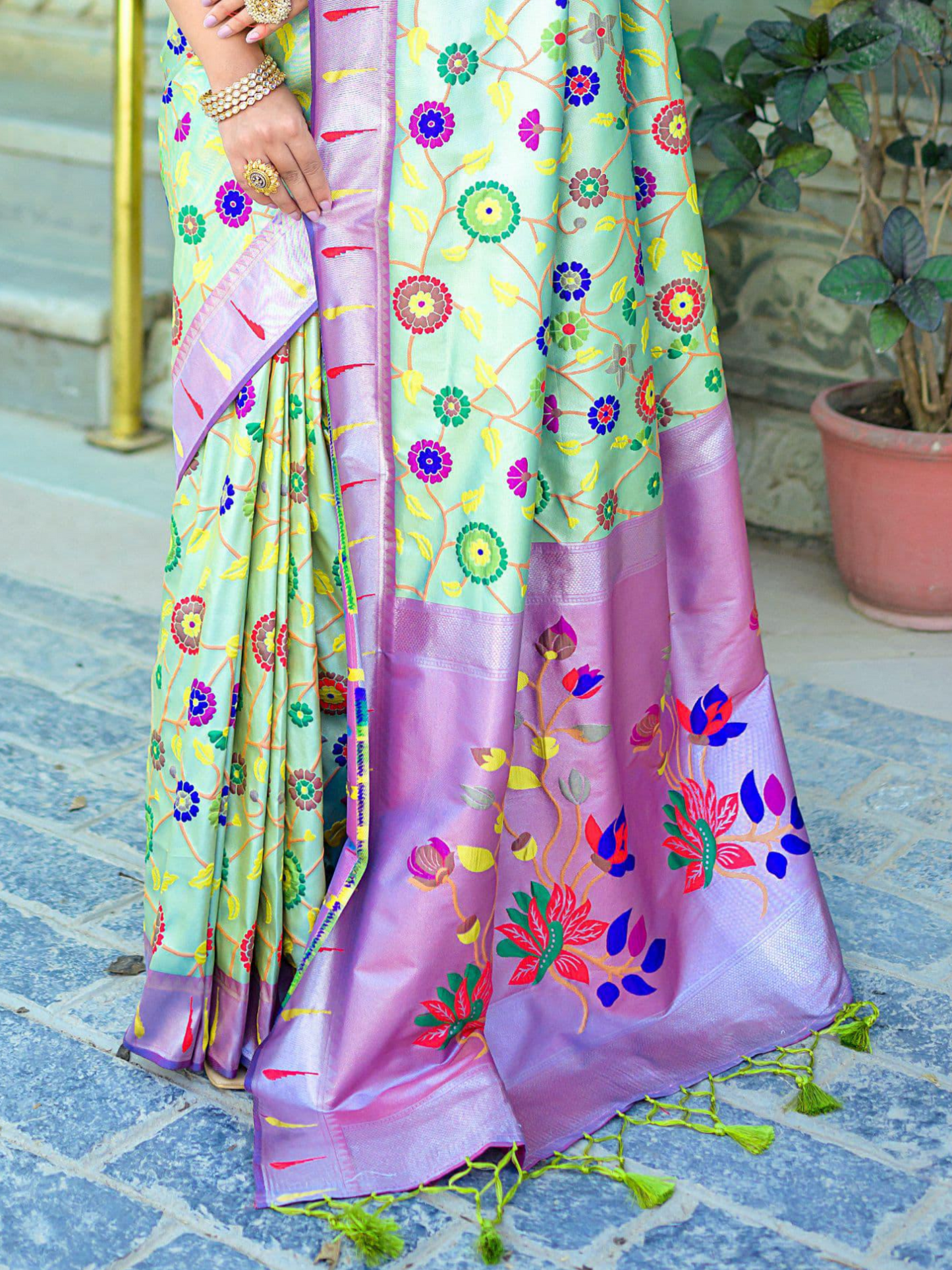 Pistachio Green Woven Jacquard Paithani Silk Saree