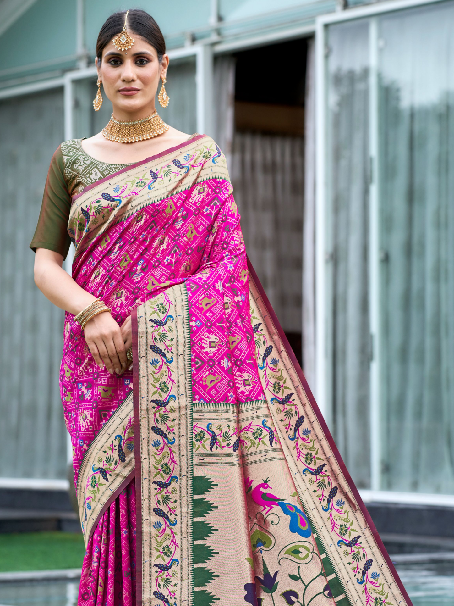 Raspberry Pink Woven Patola Paithani Silk Saree