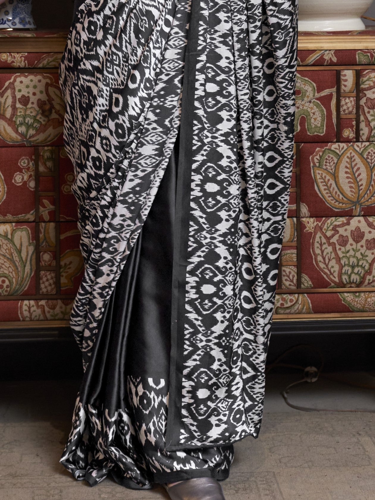 black patola saree