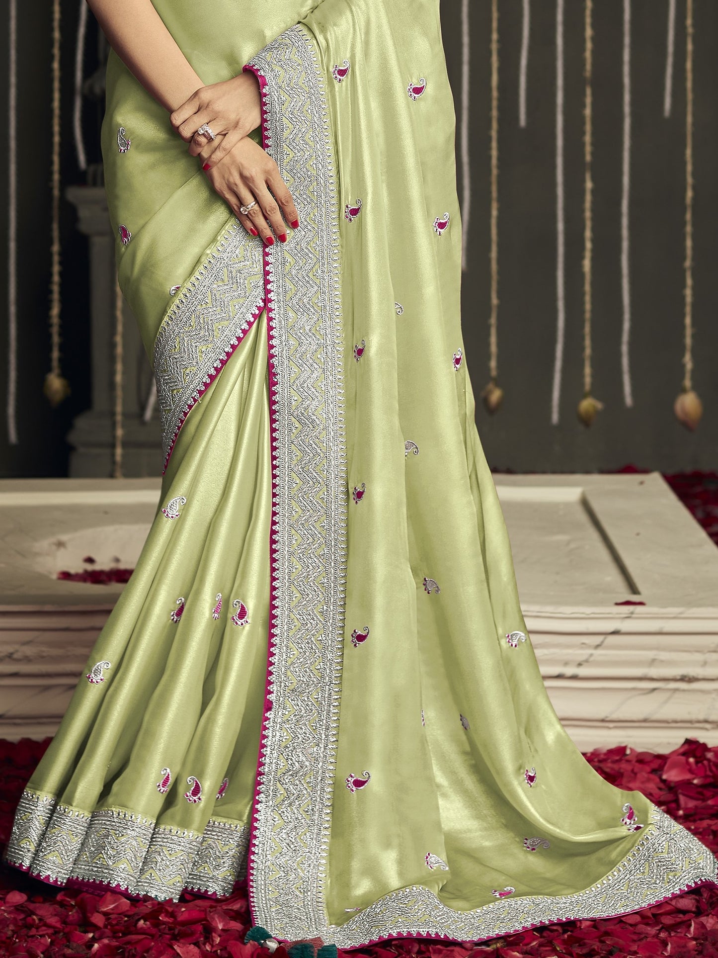 Minty Pista Dola Silk Saree