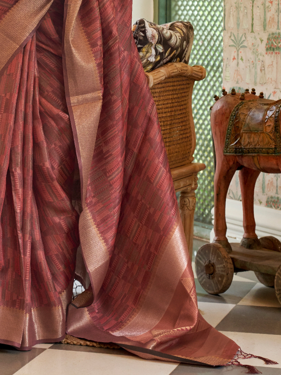 zari border saree