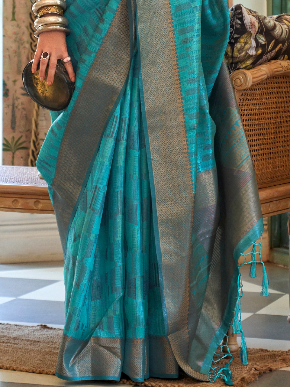 woven saree