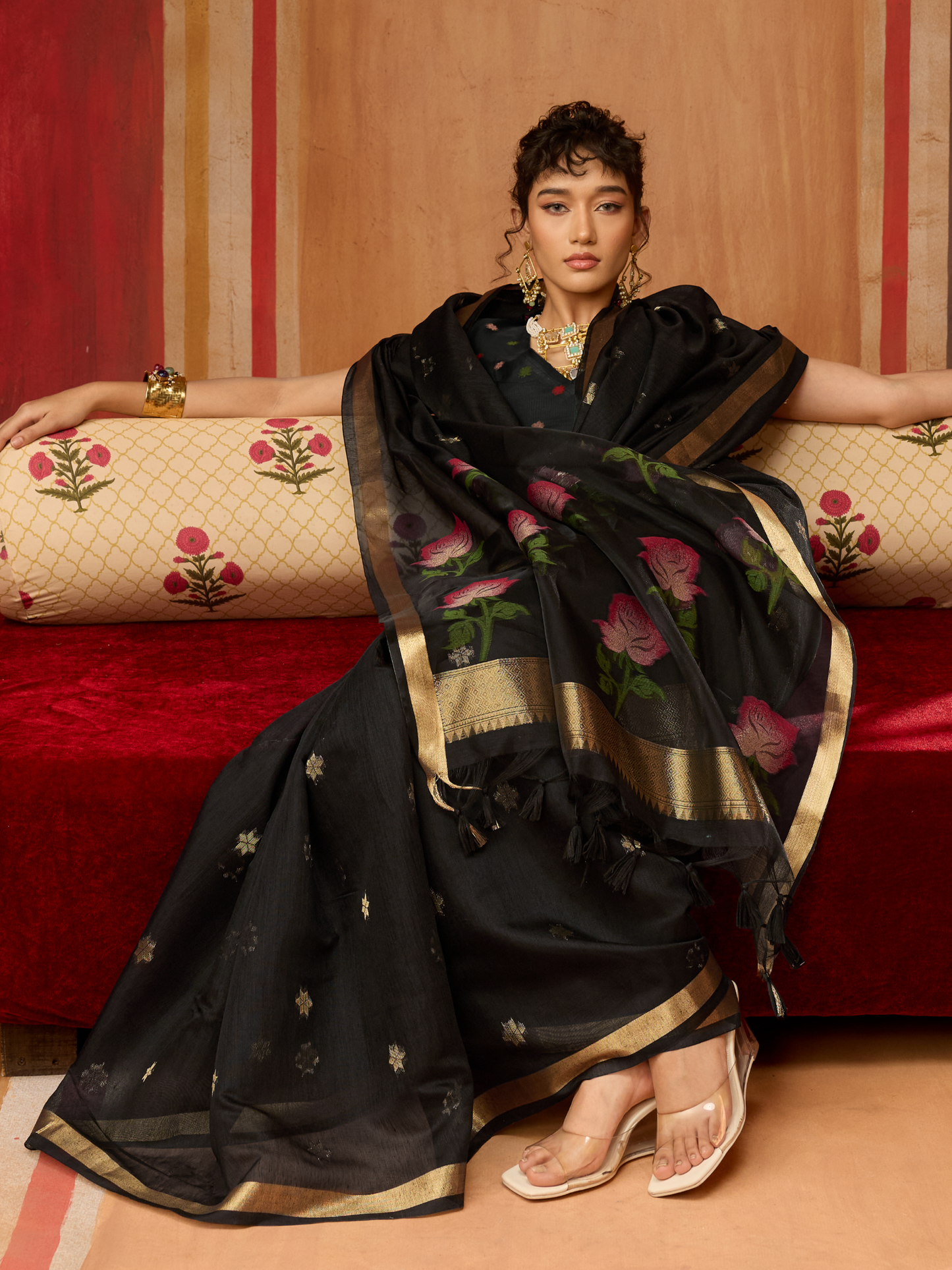 Coal Black Spun Cotton Weaving Saree