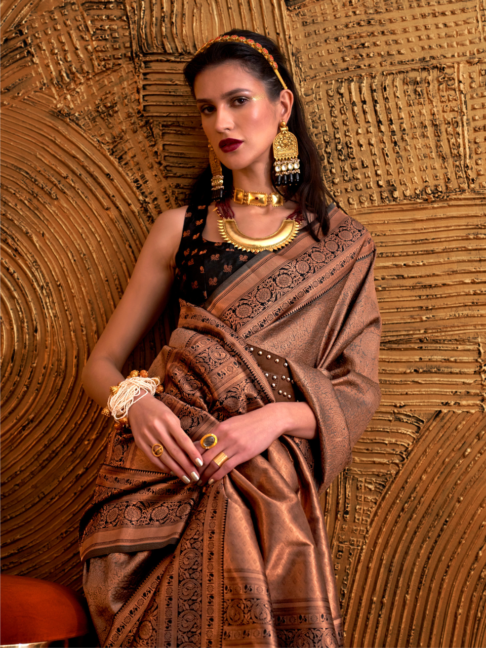 Vintage Gray Woven Banarasi Silk Saree