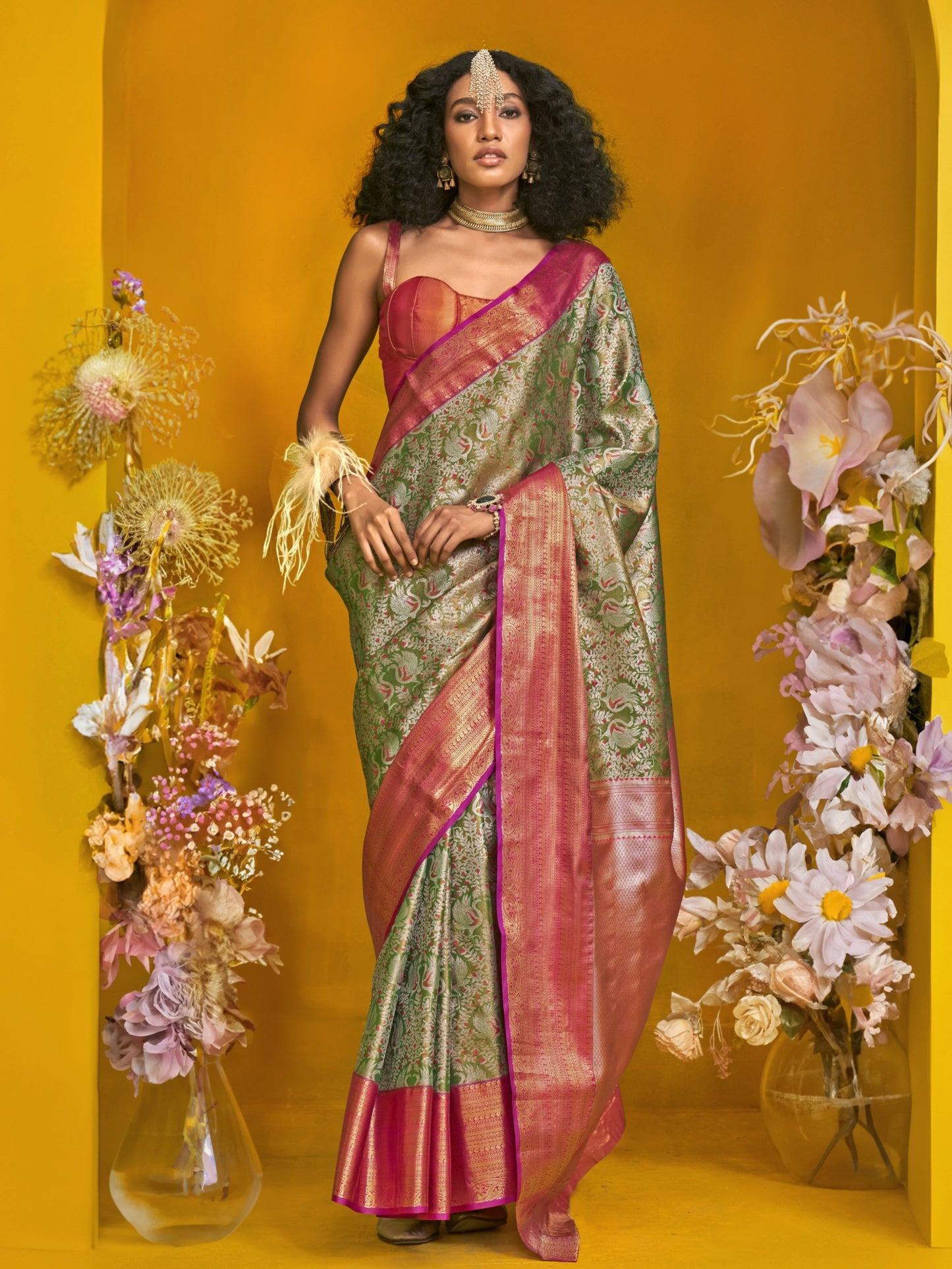 Mehendi Green Duel Tone Woven Kanjivaram Silk Saree