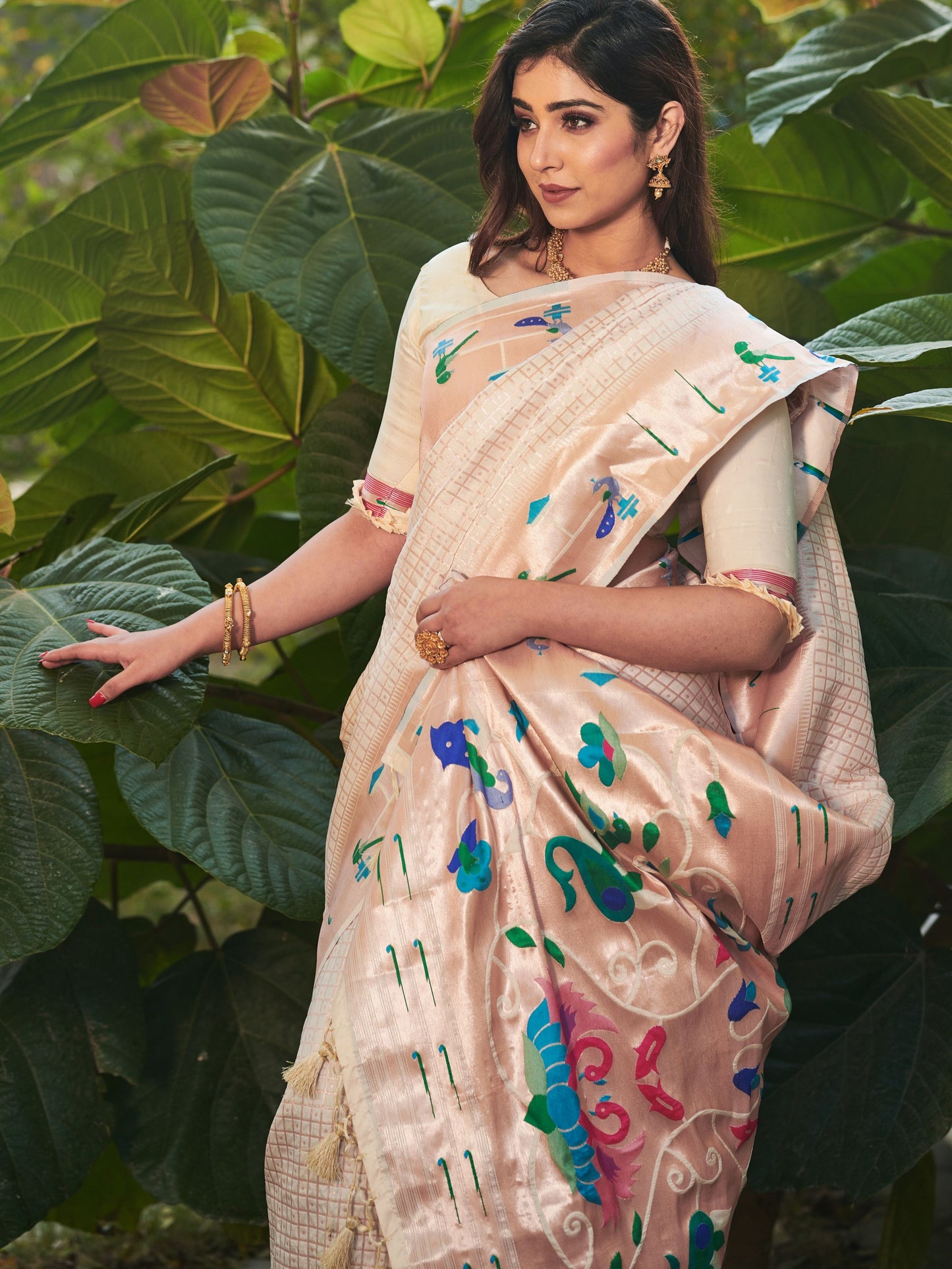 Pearl White Paithani saree