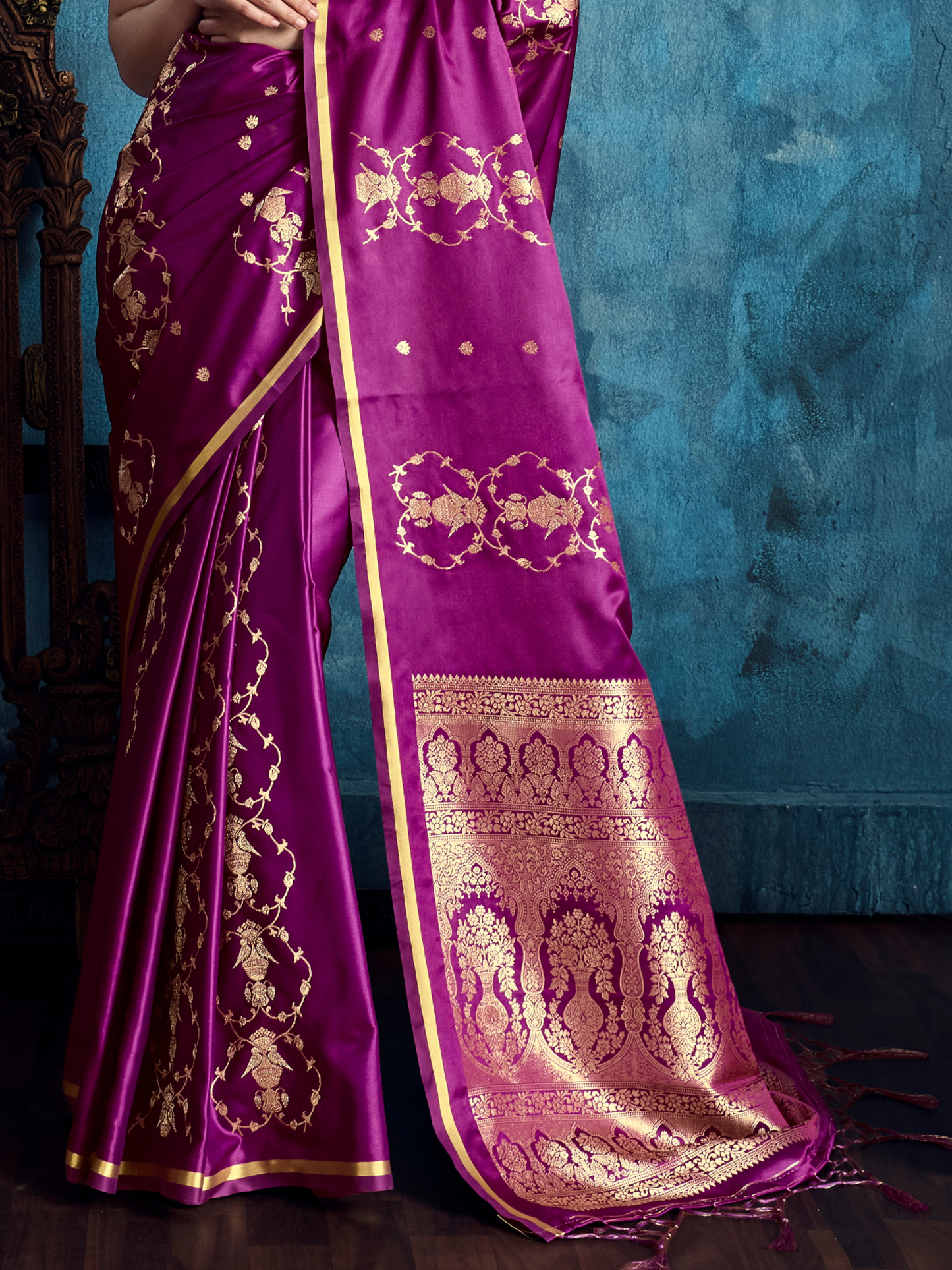 Grape Purple Banarasi Satin Silk Handloom Saree