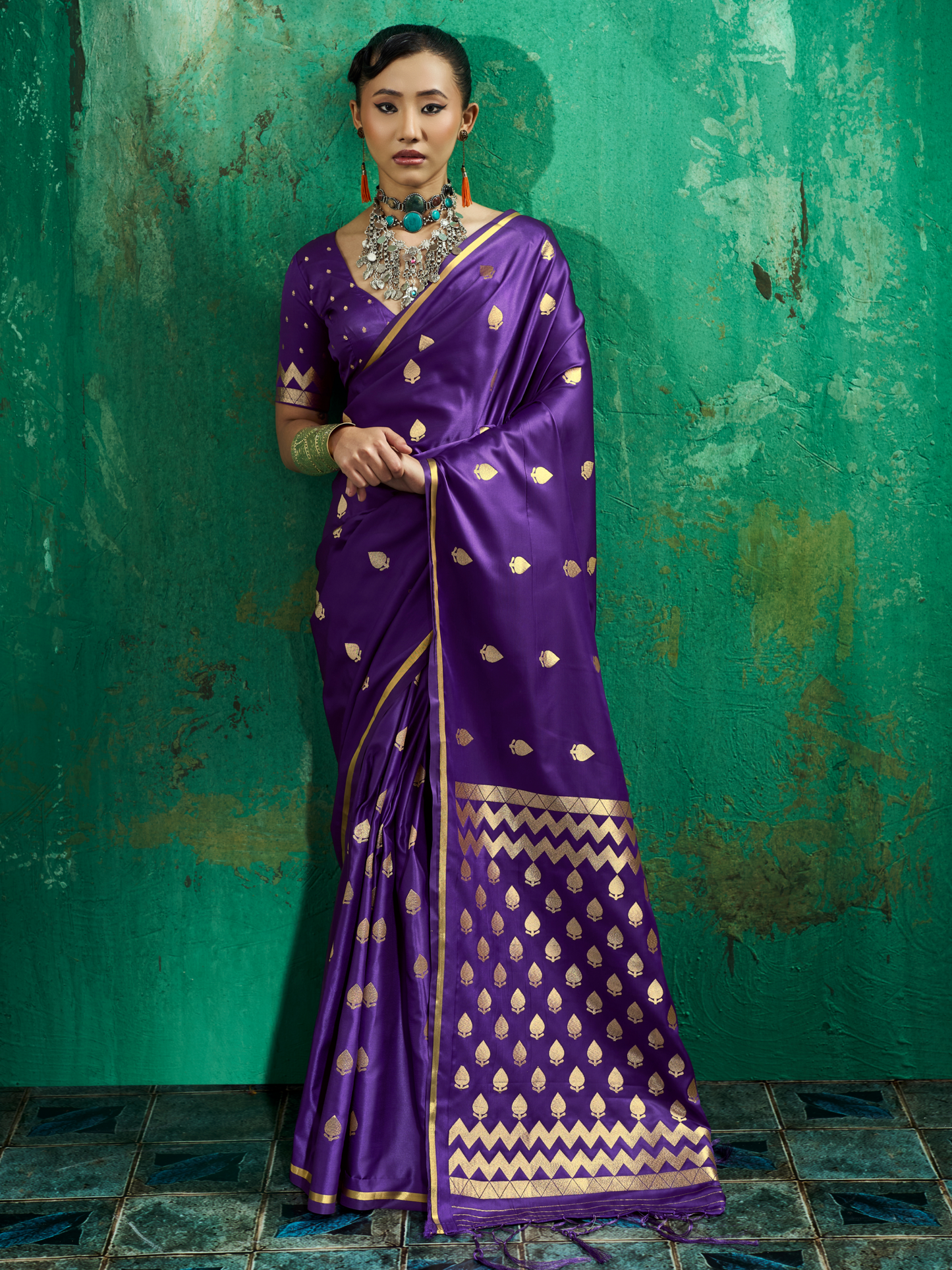 Grape Violet Woven Banarasi Satin Silk Saree