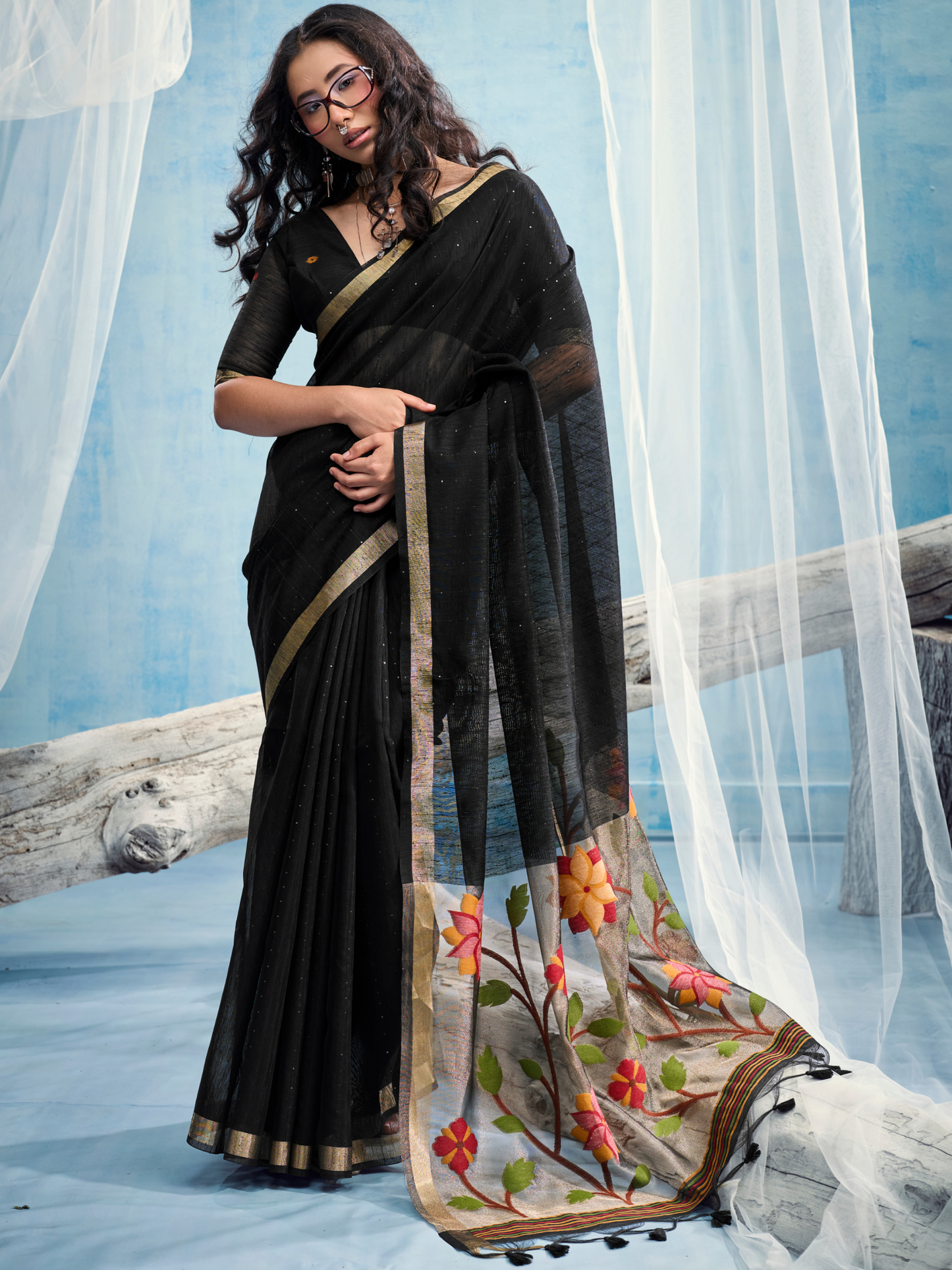 Ink Black Munga Silk Handloom Saree