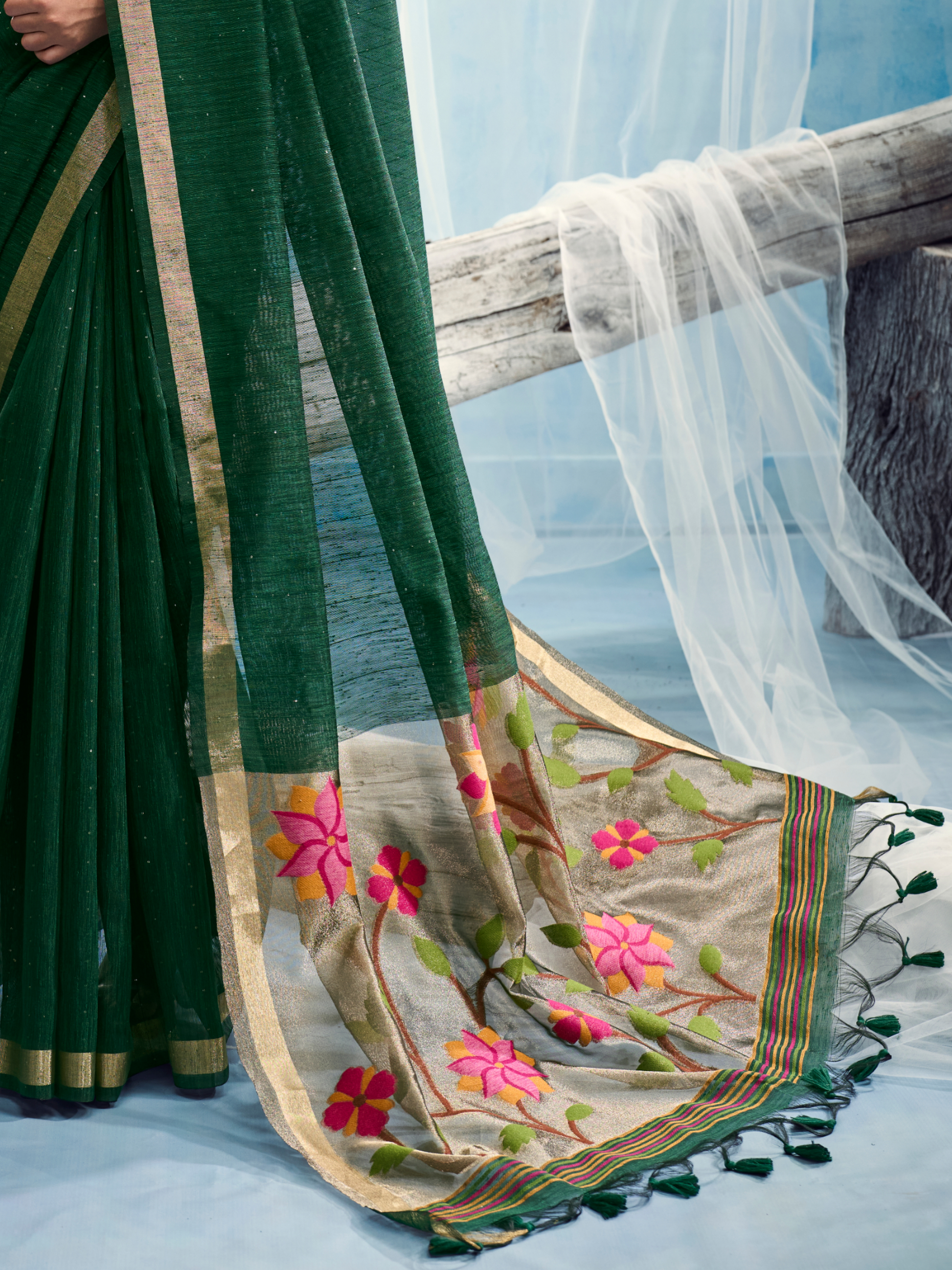 green color saree with pallu