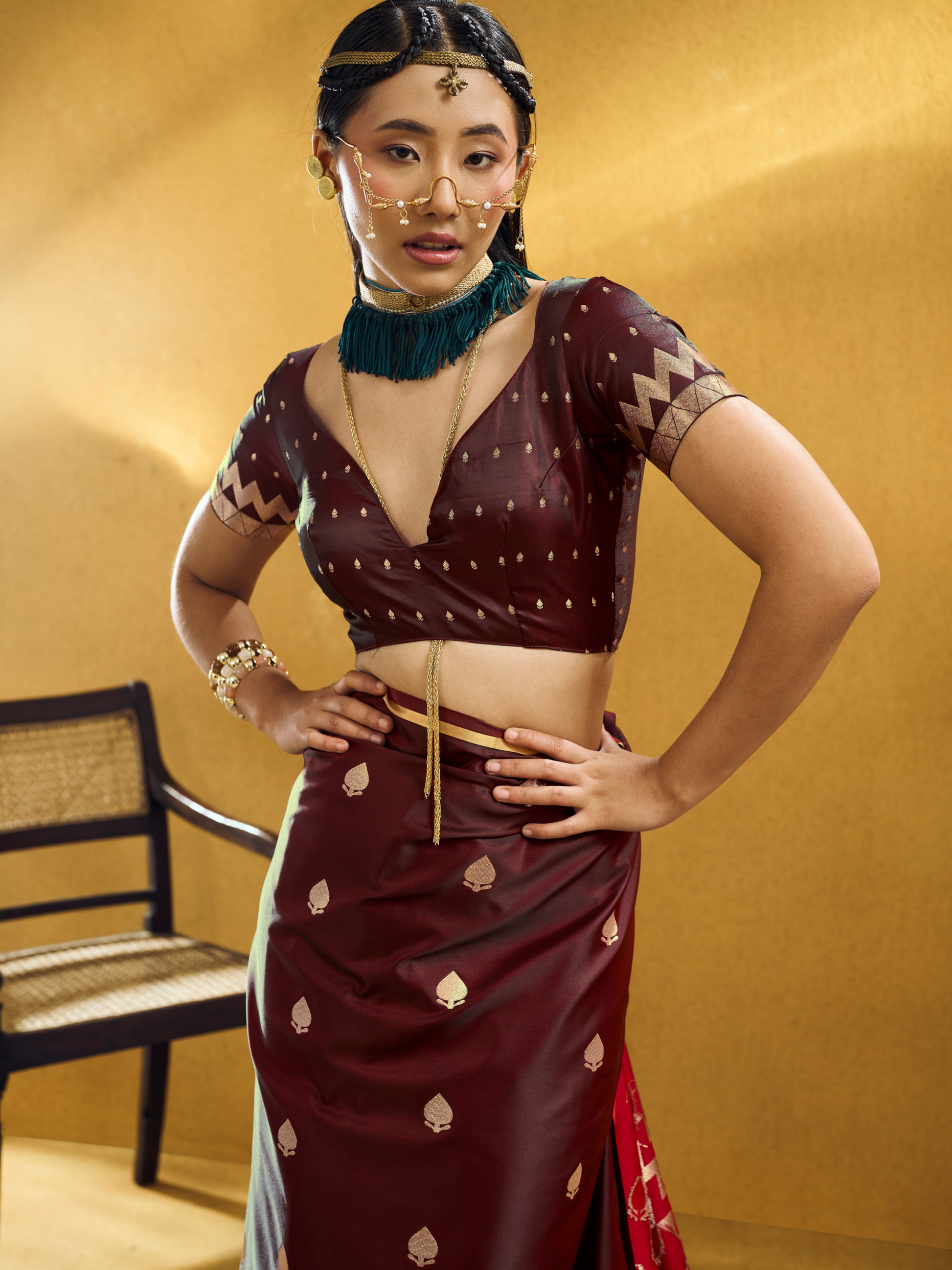 coffee brown saree blouse neck pattern