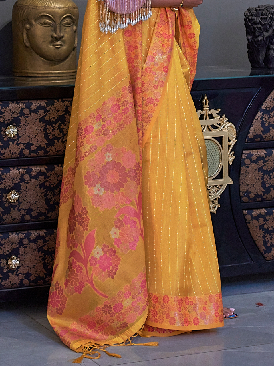 organza saree design