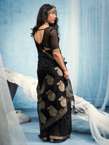Carbon Black Munga Silk Handloom Saree