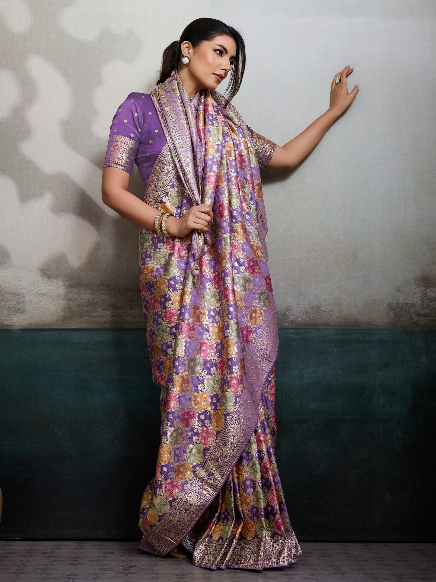 Luxury Purple Jacquard Weaving Satin Silk Saree