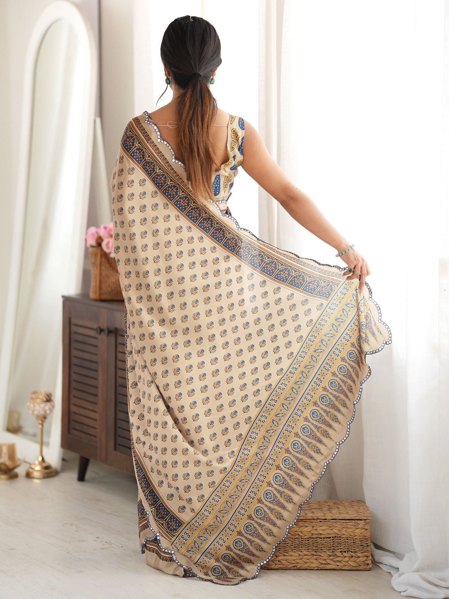 Bisque Beige Printed Chiffon Silk Saree