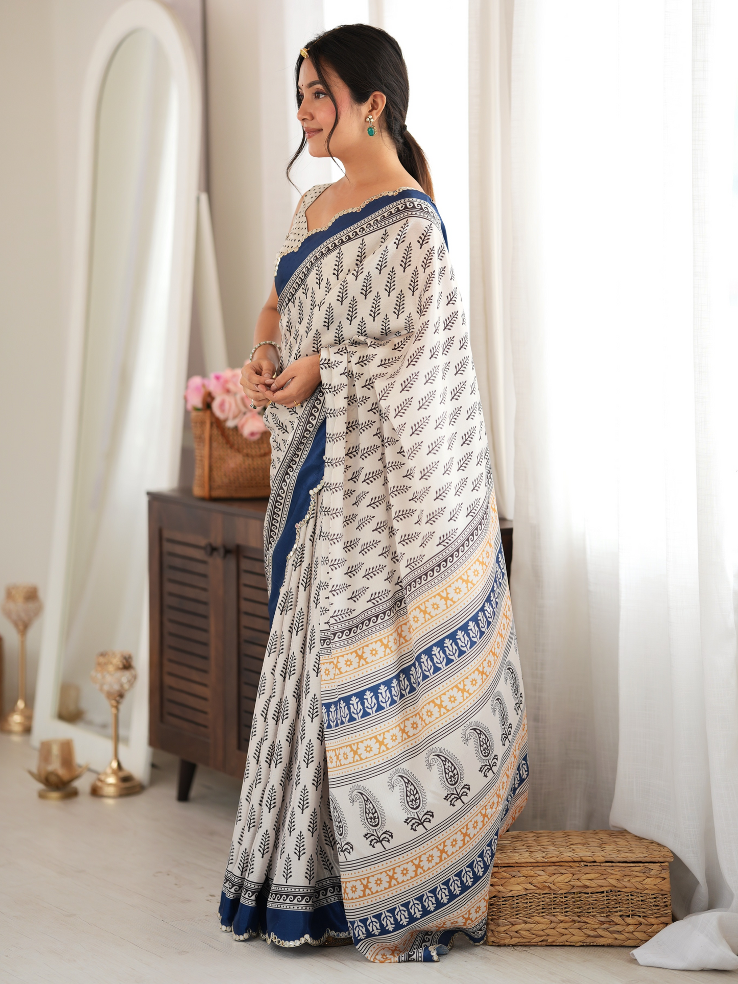 Black & White Printed Chiffon Silk Saree