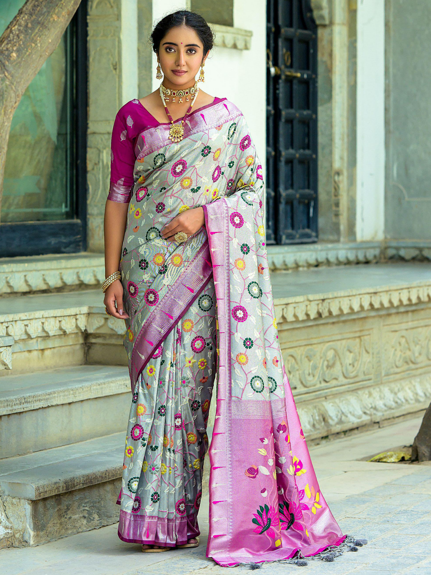 Stone Gray Woven Jacquard Paithani Silk Saree
