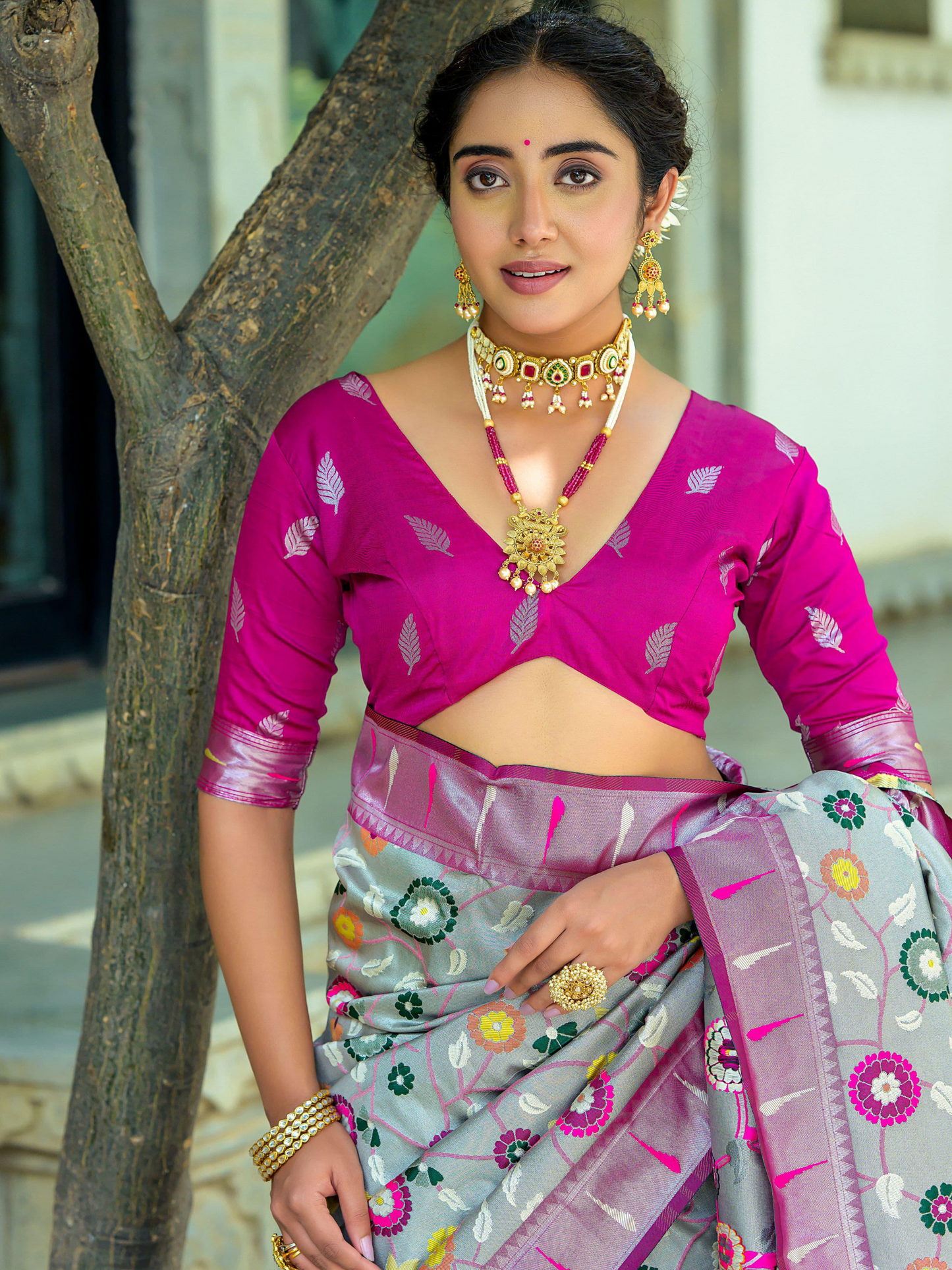 Stone Gray Woven Jacquard Paithani Silk Saree
