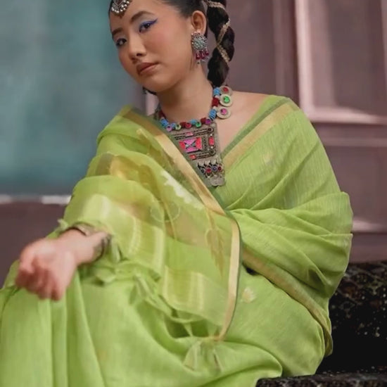 light weight green saree for woman