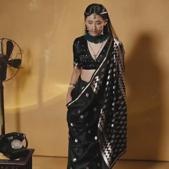 black saree video